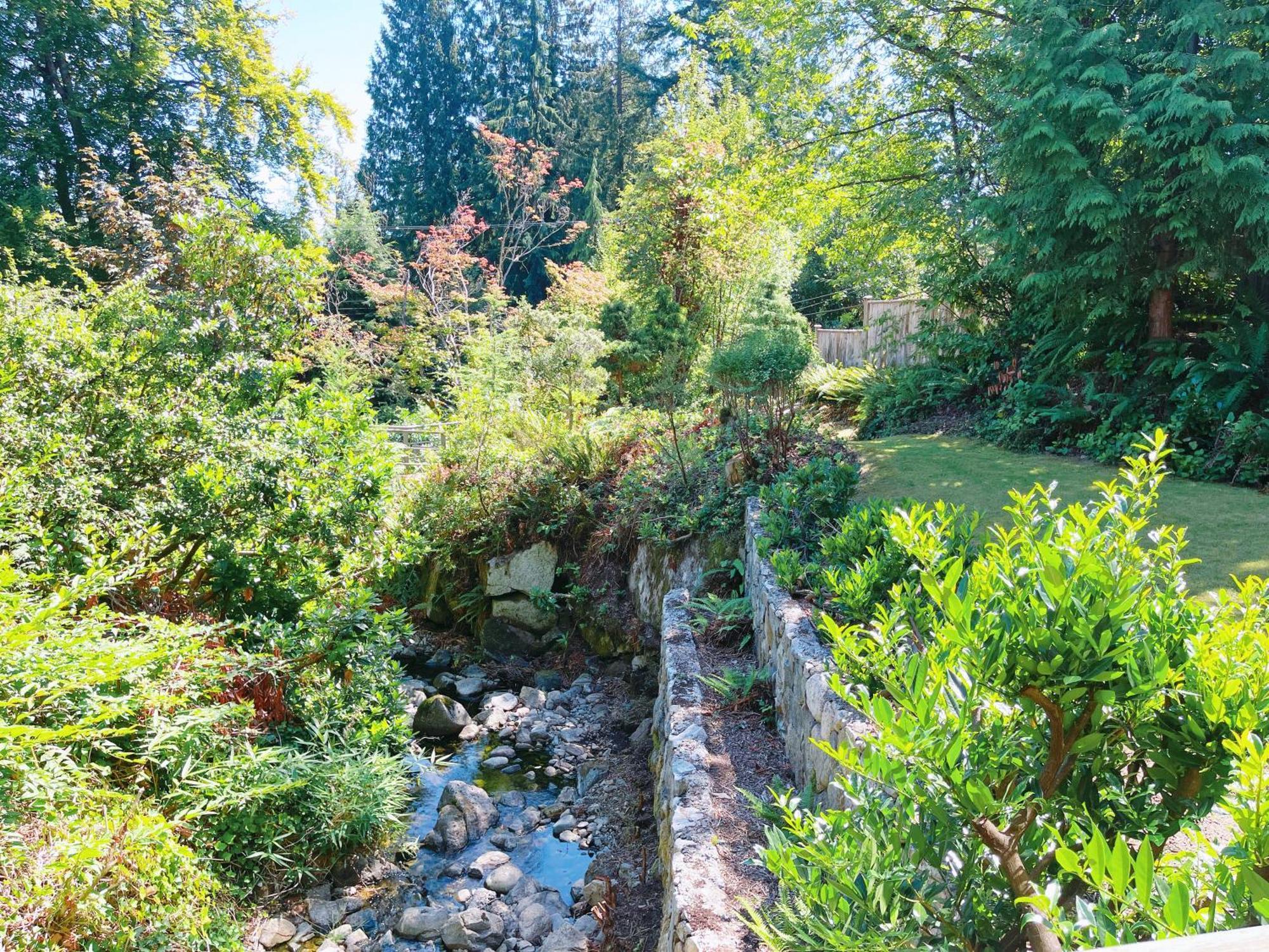 66 Creek Garden House Villa West Vancouver Luaran gambar